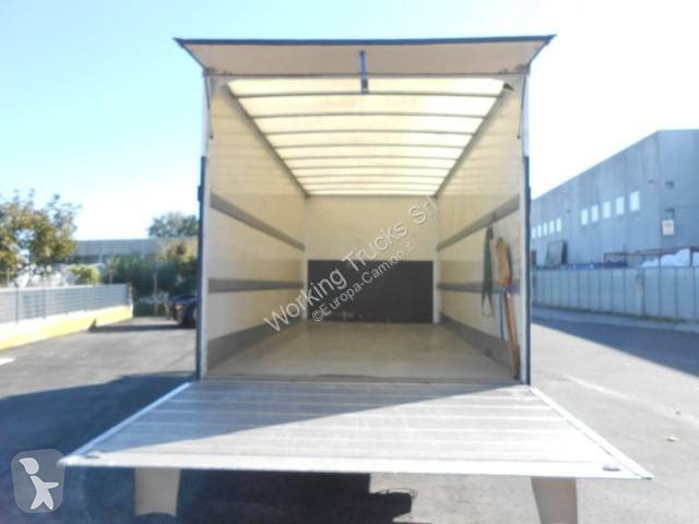 شاحنة Iveco