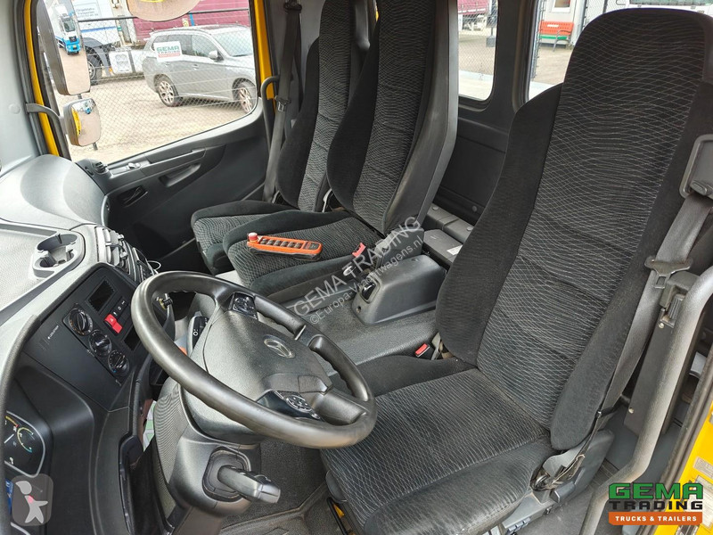 Mercedes 1224 4x2 Day Cab (3 seats) Euro6 -...