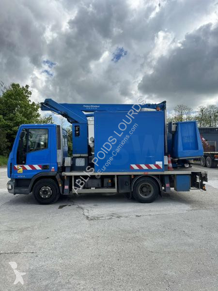 Iveco 100 E 19 truck