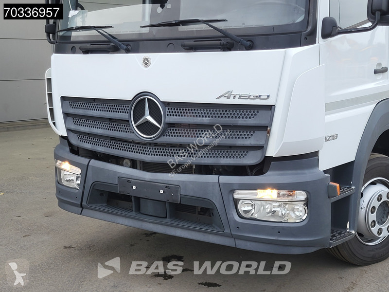 Kamion Mercedes 1218 4X2 12tonner 1500kg...