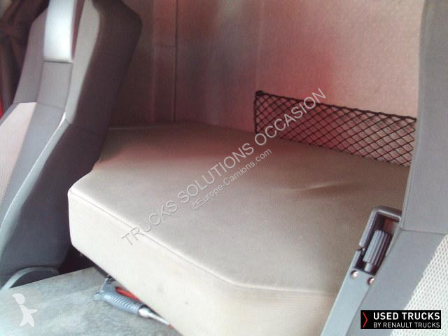 Kamion Renault D Wide