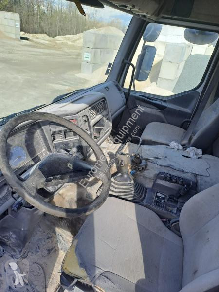 Бетоновоз Renault DCI