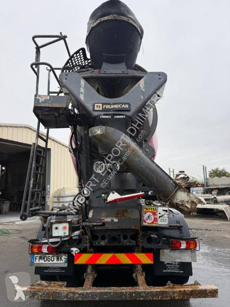 Beton Mercedes 3243