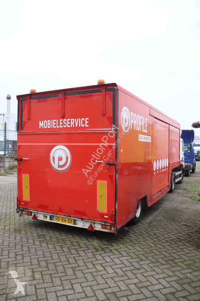 Vrachtwagen Nissan