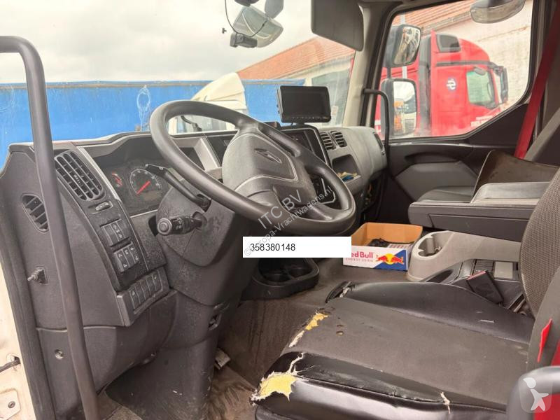 Lastbil Renault D WIDE 320 DTI 8