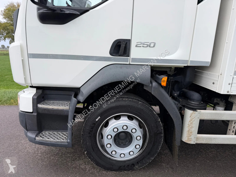 Teherautó Volvo 250.18