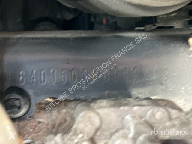 Teherautó Renault  D 210 DTI 5 12T
