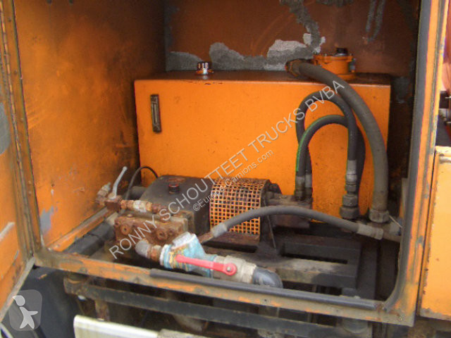 Vrachtwagen  DA22, 5.000 ltr. Tank mit Pumpe...
