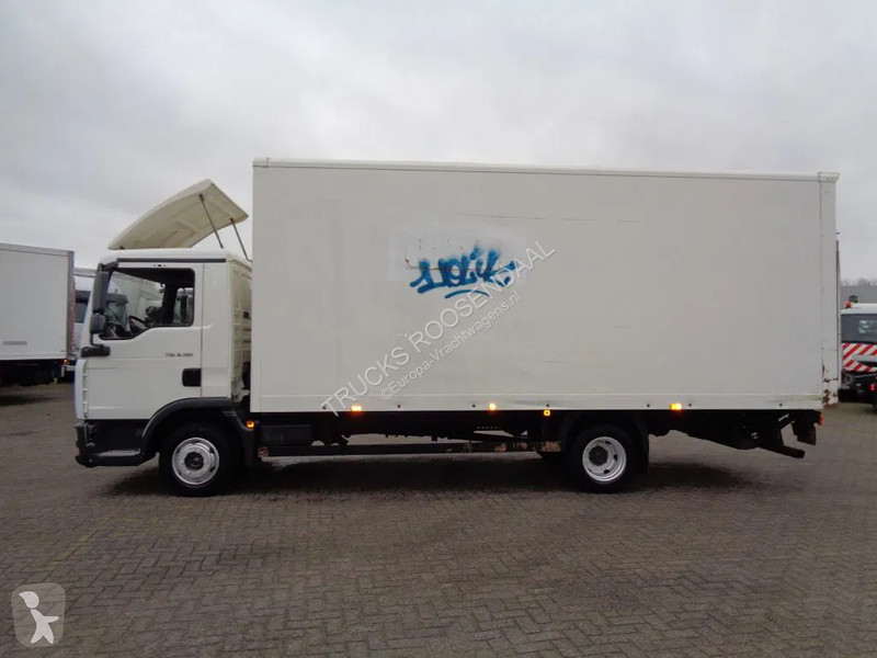 Kamion MAN 8.180  8.180 + MANUAL + Lift