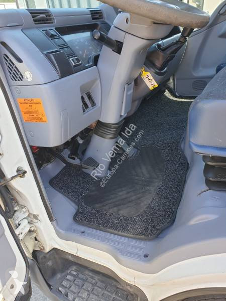 Camion Mitsubishi Fuso