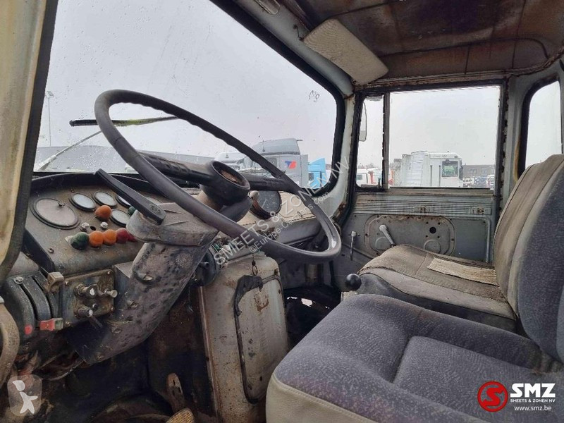 Kamion Renault 260 depannage