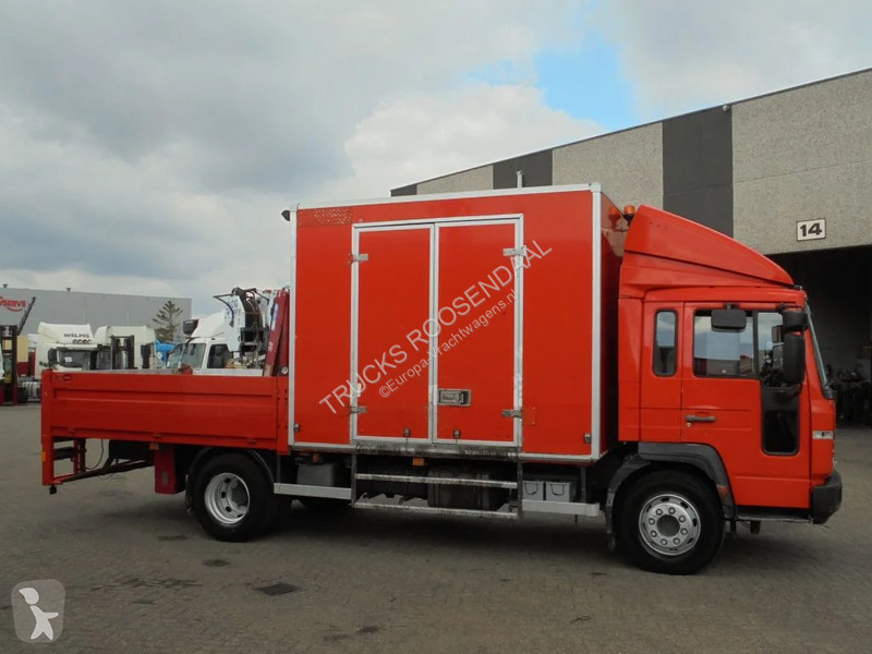 Kamion Volvo 220 + Manual + HMF 150 crane