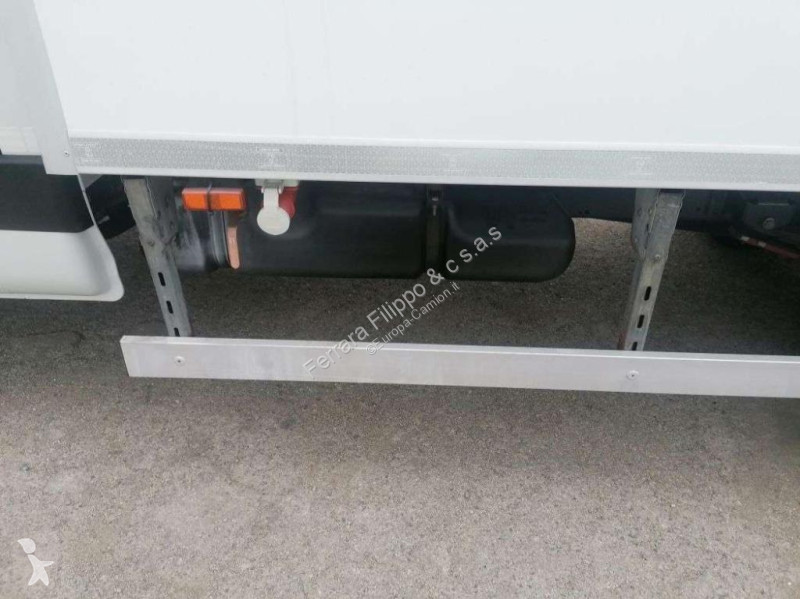 Грузовик Iveco 60C18