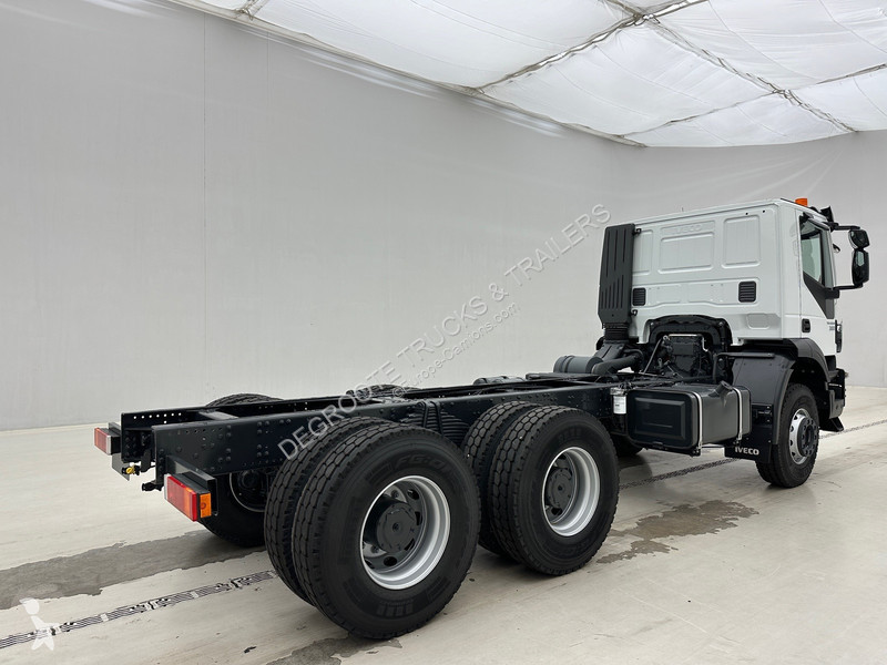 Kamion Iveco 380 - 6x4