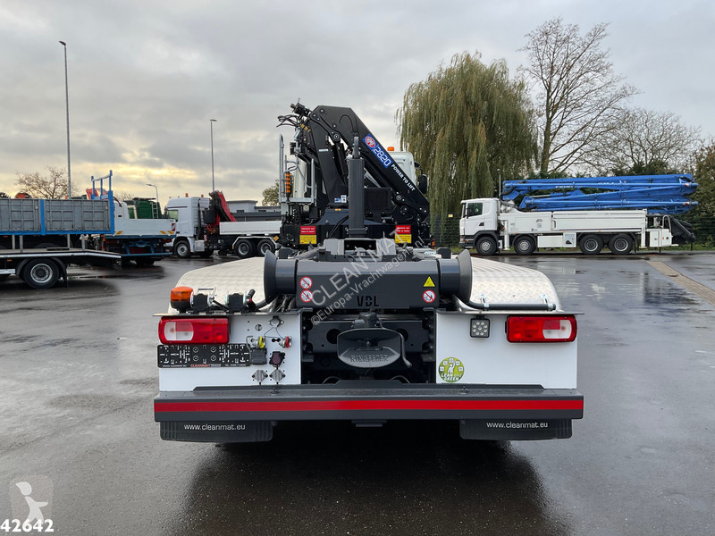 Camion DAF FAQ  430 HMF 28 Tonmeter laadkraan