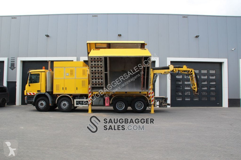 Camião Mercedes 4160 V8 RSP 3T 2014 Saugbagger