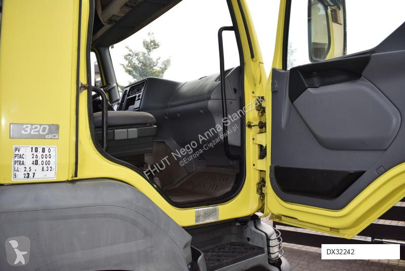 Camion Renault KERAX 320DCI *6x4* *123.000km*...