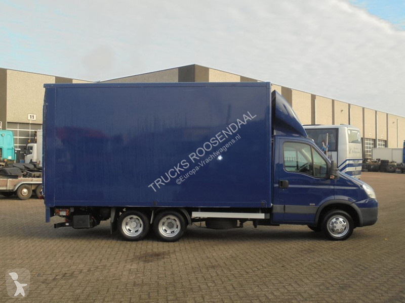 Kamion Iveco 40C17 + Euro 5 + Dhollandia Lift +...