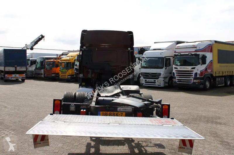 Kamion DAF 220 + lift + euro 5