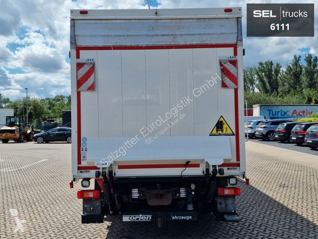 Lastbil Renault D wide / Ladebordwand / Getränke