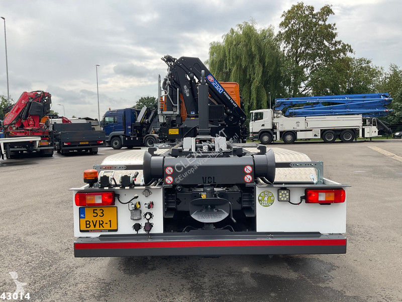 Camion Volvo 430 HMF 23 Tonmeter laadkraan