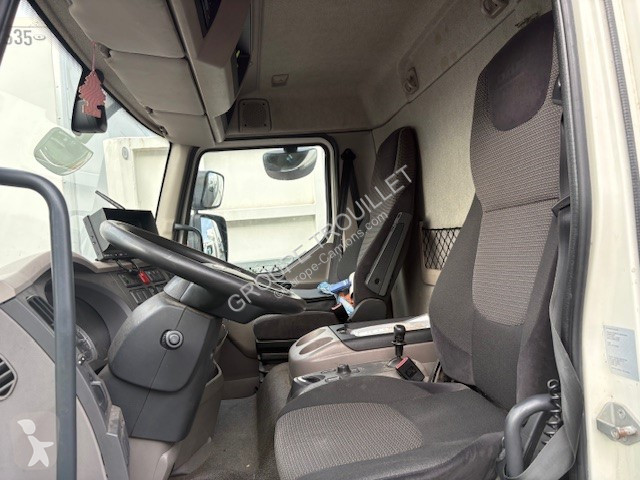 شاحنة DAF 12 TONNES 210 CV HAYON PORTE RELEVANTE