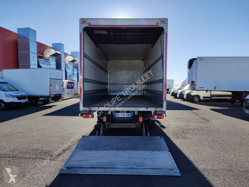 شاحنة DAF 12 TONNES 210 CV HAYON PORTE RELEVANTE