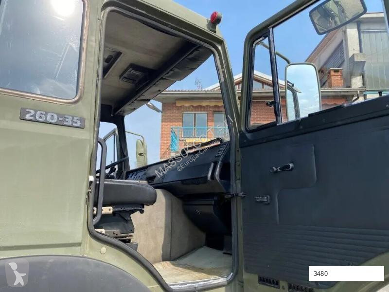 Camion Iveco 260-35