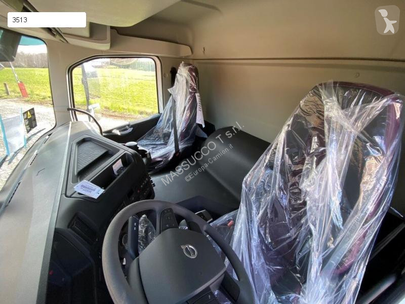 Kamion Volvo FMX 460