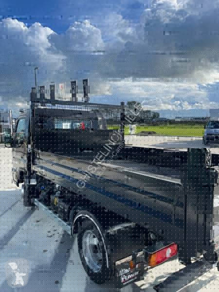 Camion Mitsubishi Fuso
