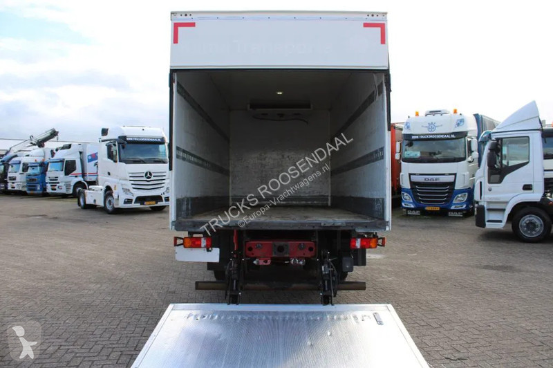 Kamion MAN 8.220 + MANUAL