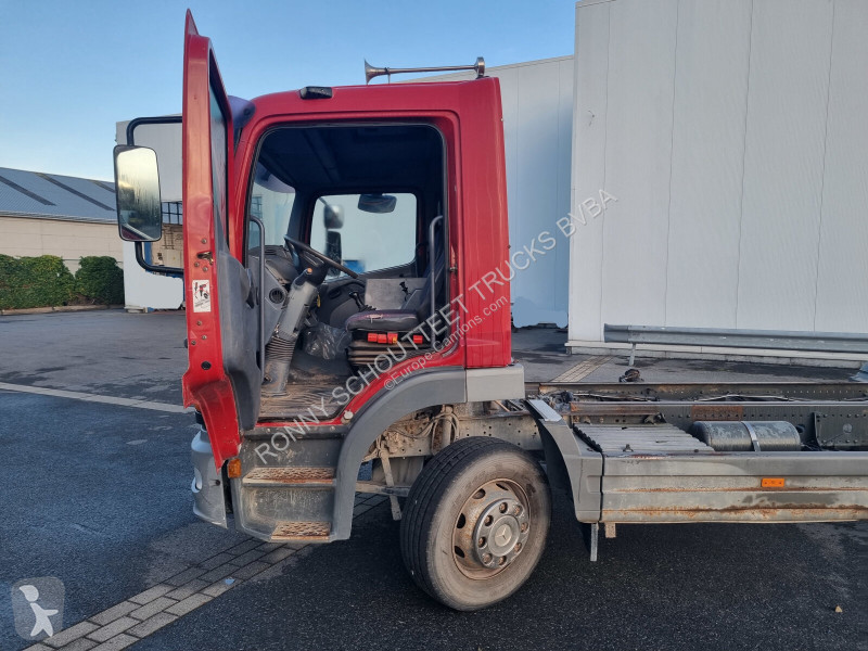 Camion Mercedes - 1215 4x2