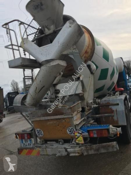 Vrachtwagen Mercedes TOUPIE  7 M3,  avec pompe...