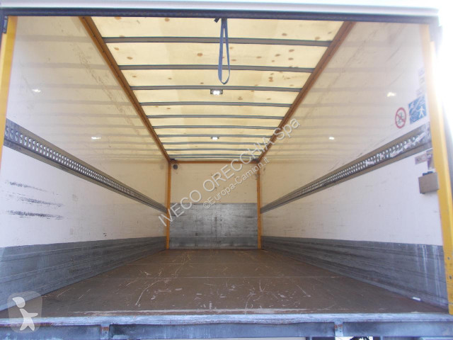 Camion Volvo FE250