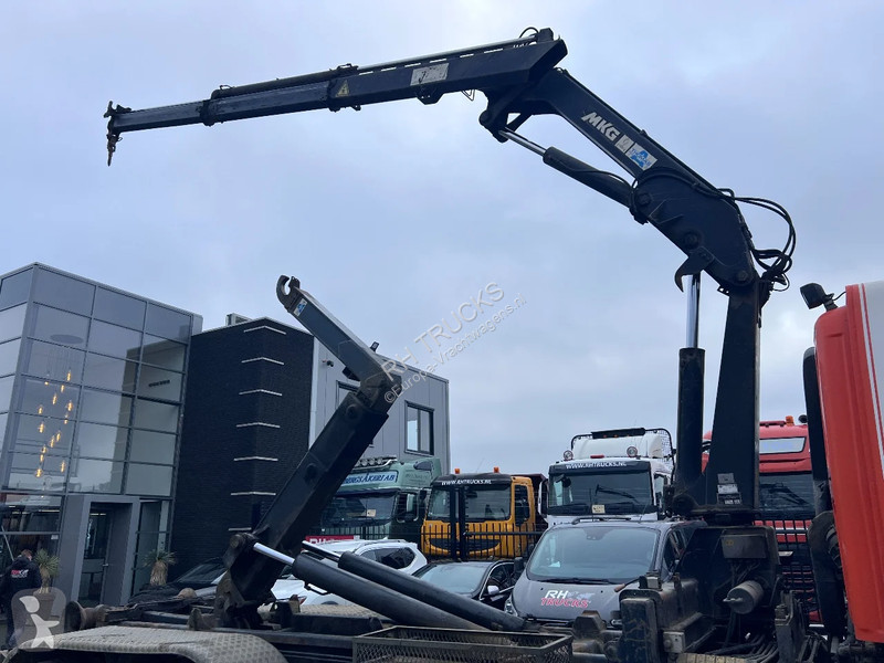 Camion DAF 85380 6X2 + MKG 141 A2 CRANE + 20...