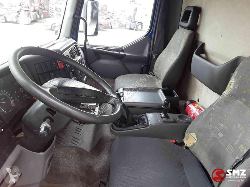 Kamion Renault 210 8000L manual pump