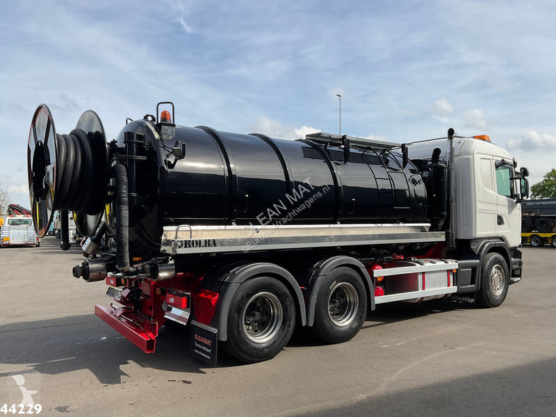 Camion Scania 440 6x4 Saugwagen
