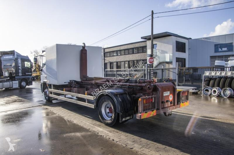 Camion Iveco 130E18