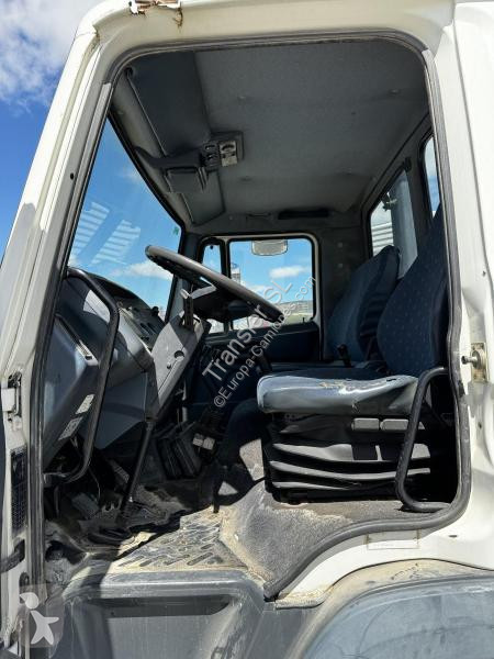 Vrachtwagen DAF 210CS