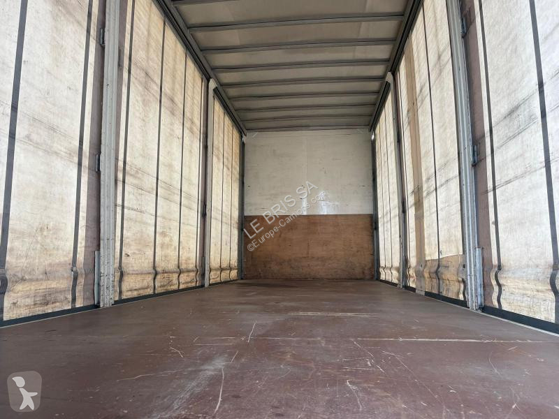 Vrachtwagen Renault 380 Gamme T