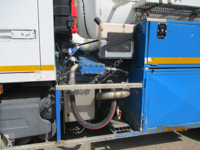 Vägmaskiner Renault HY0CUREUR cuve 6,8m3