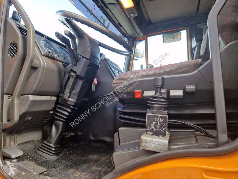 Vrachtwagen  Trakker 190E350 4x4 Trakker...