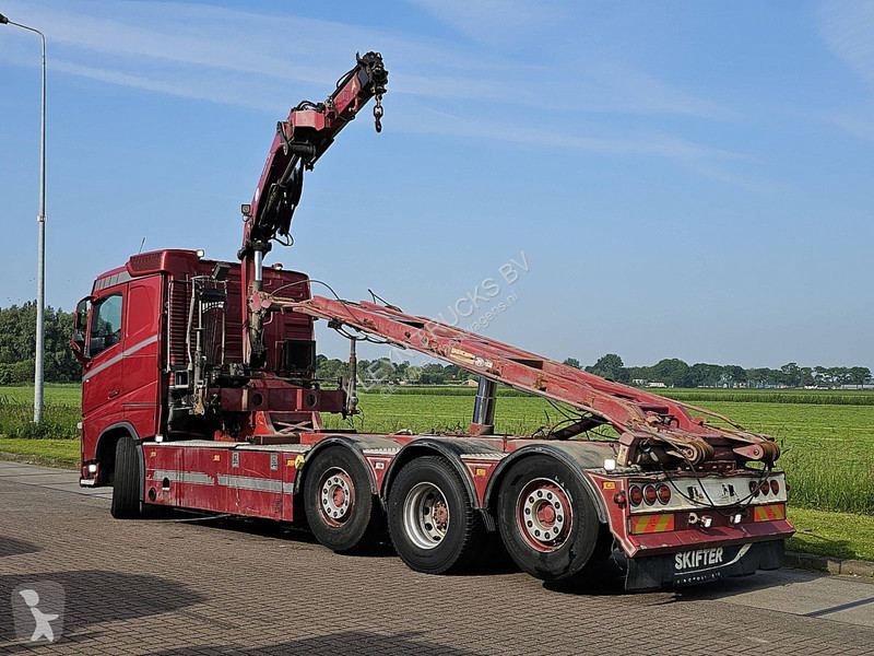Kamion Volvo 500 8X2 3X STEERAXLE