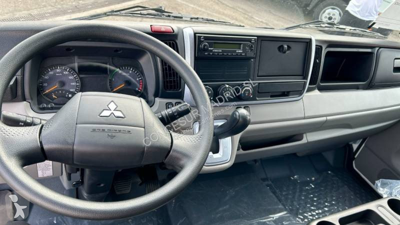 Camion Mitsubishi Fuso