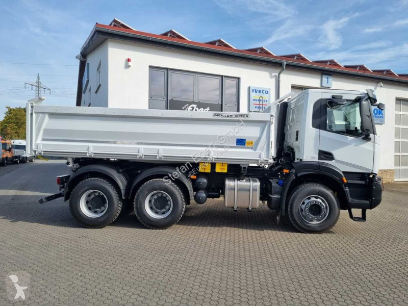 Kamion Iveco AD300X48Z HR OFF 6x4...