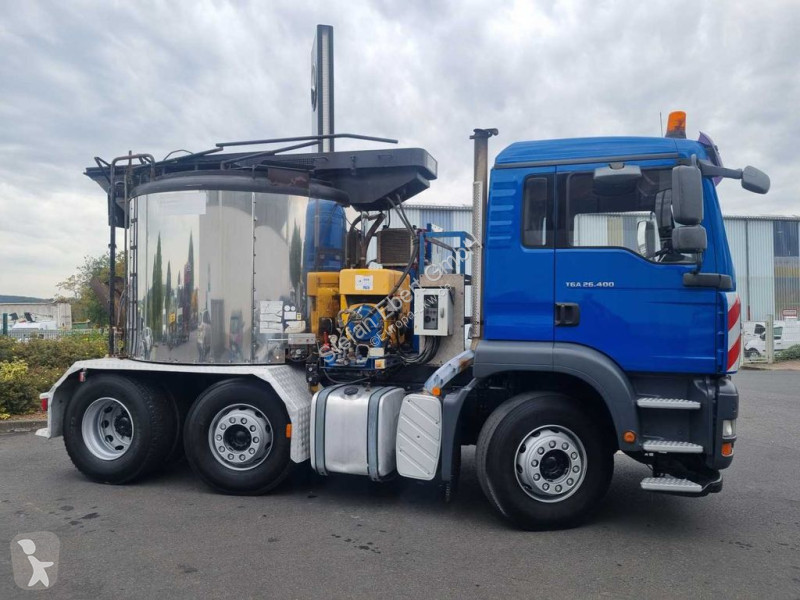 Lastbil MAN 26.400 6x2/4 Asphaltkocher GTK