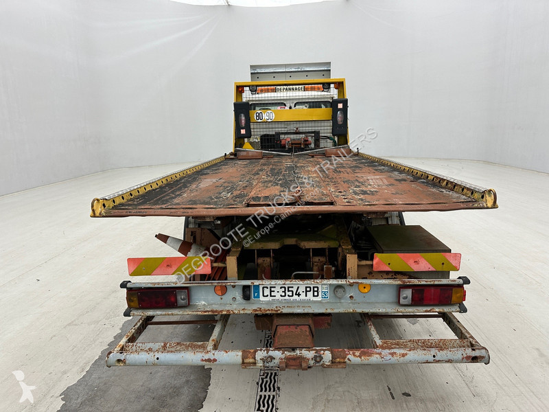 Kamion Renault 230