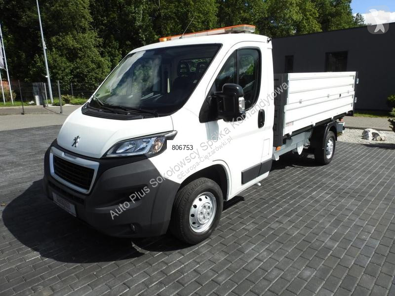 Véhicule utilitaire Peugeot BOXER WYWROTKA...