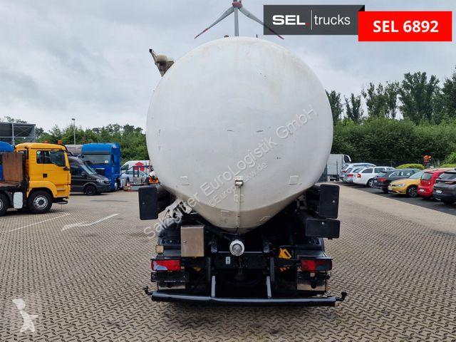 Kamion MAN 35.440 8X2-4 BL / SILO / 36m3...