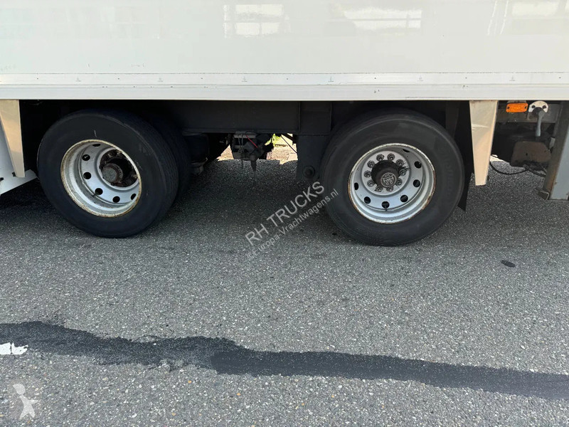Kamion Volvo 12420 4X2 EURO 3+ BURG HANGER +...